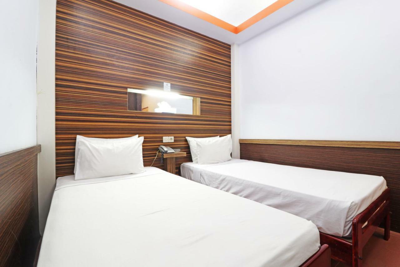 Mutiara Sari Hotel Makasar Zewnętrze zdjęcie
