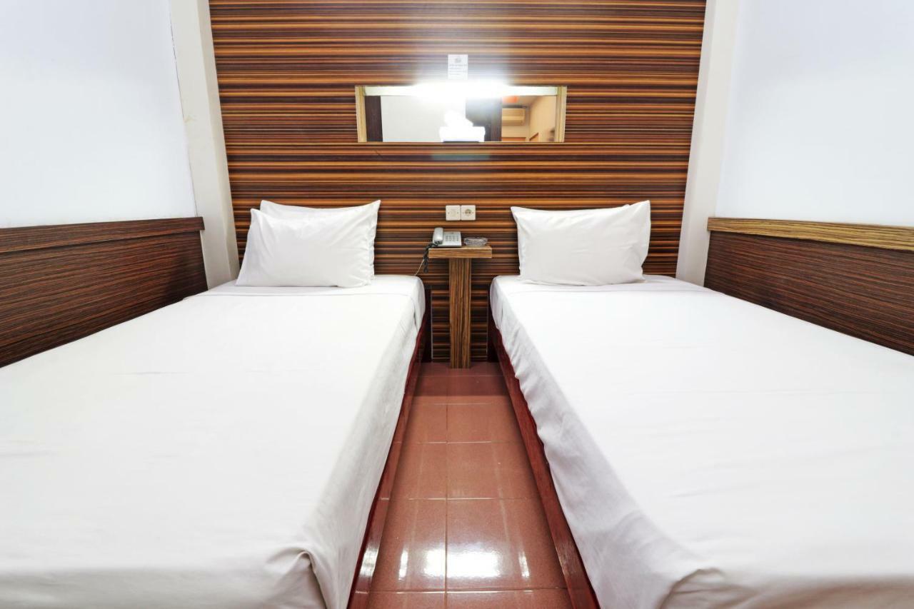 Mutiara Sari Hotel Makasar Zewnętrze zdjęcie